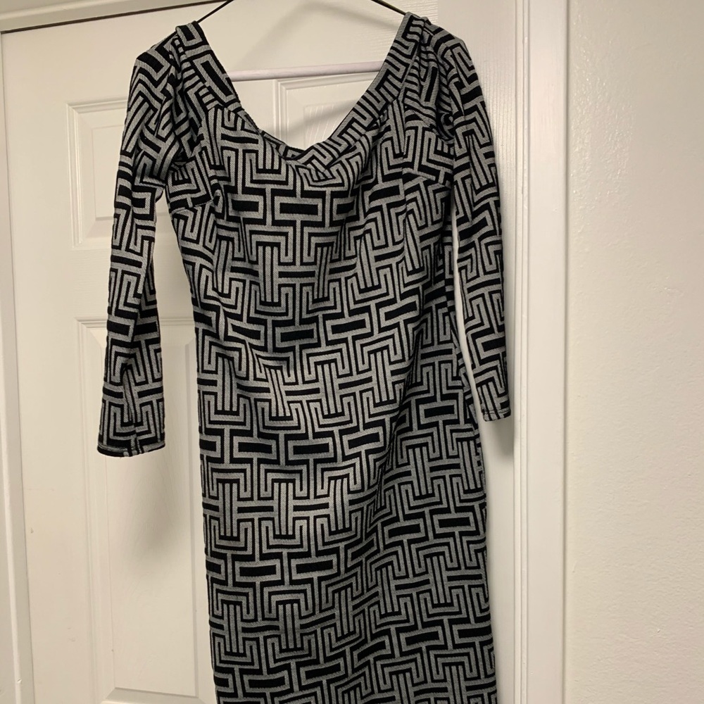 Medí length stretch grey and black dress XL